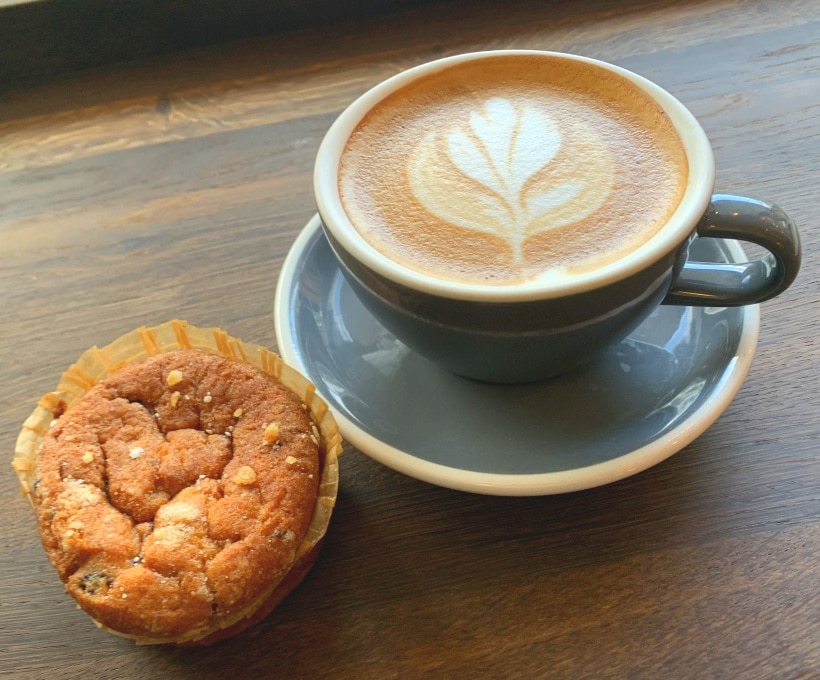 Kaffeeverschlucker als Arbeitsunfall